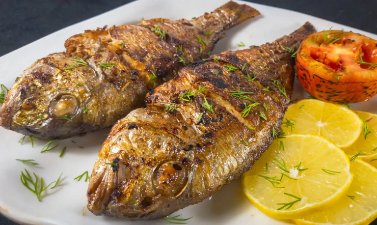 ادویه ماهی سرخ کرده چیست؟ مواد، ترکیبات و طرز تهیه در خانه